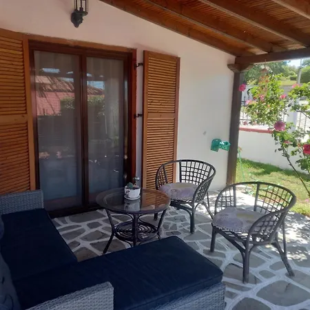 Thomis 別荘 ネア・イラクリア