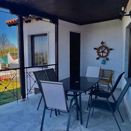 Thomis 네아 이라클리아