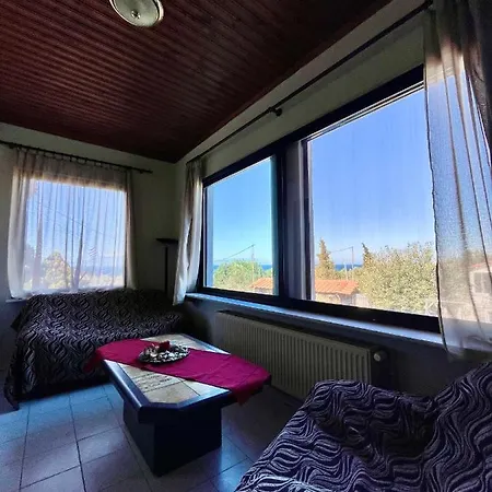 펜션 Thomis Sea View *